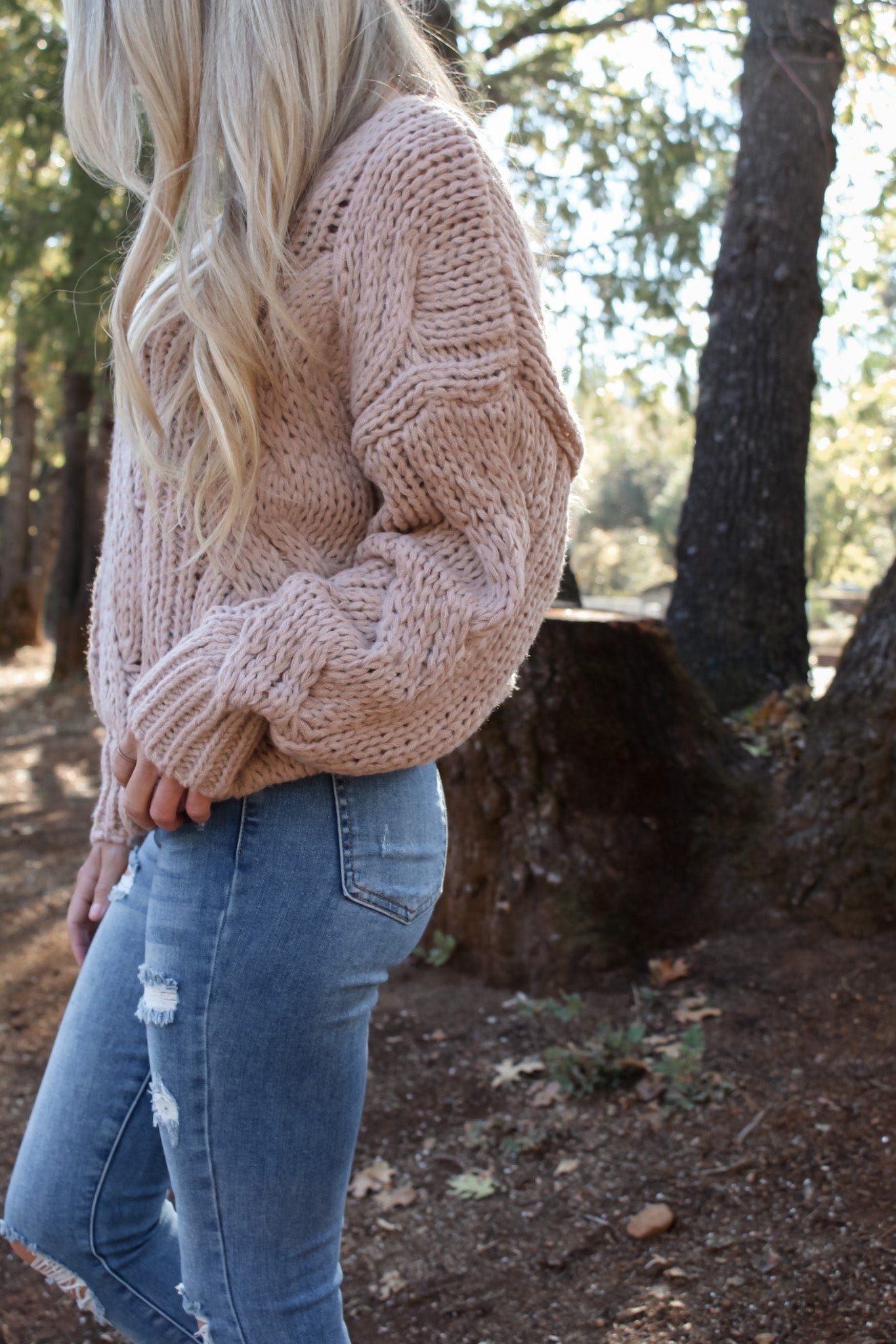 Cable knit pullover